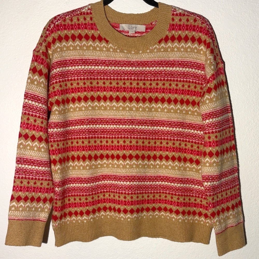 Loft Fair Isle Crewneck Sweater Red Pink Tan Geometric Knit Top Small NEW